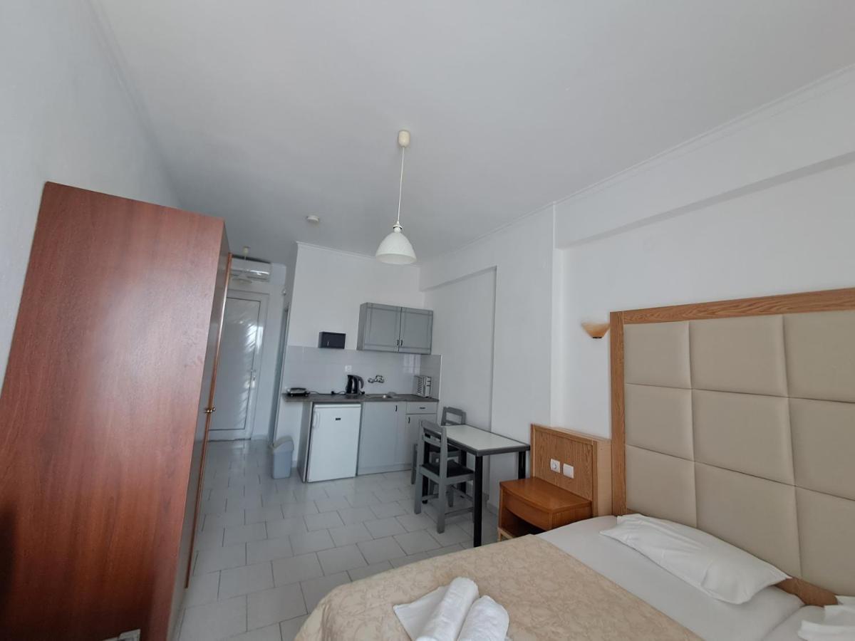 Haridimos Apartments Tavronitis  Bagian luar foto